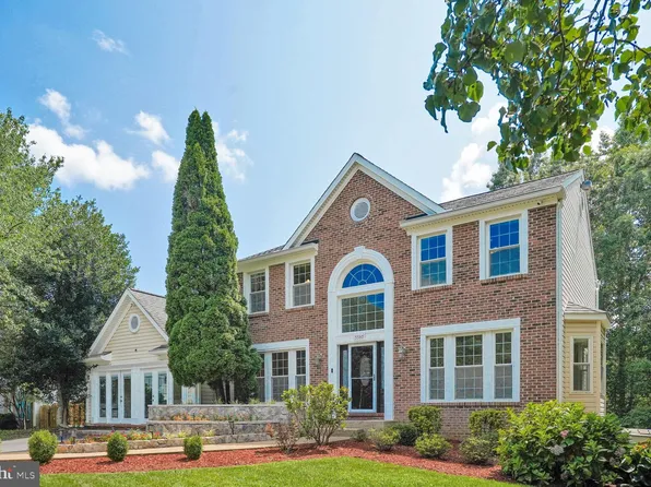 3397 Labourn Dr, Woodbridge, VA 22193