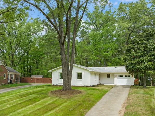 108 Larkspur Cir, Durham, NC 27713