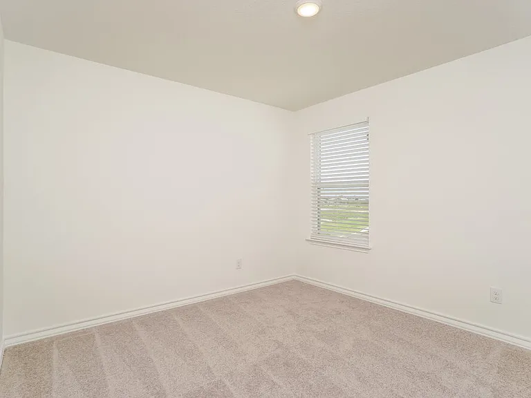 1652 Viola Ln — Photo 13