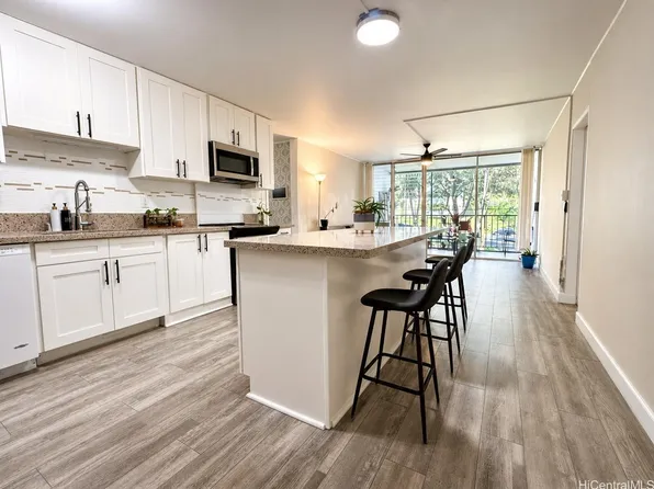 95-273 Waikalani Dr APT D306, Mililani, HI 96789