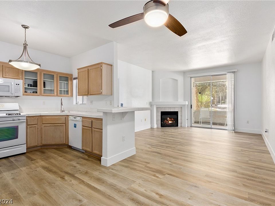 1st image of 1830 N Buffalo Dr Unit 1067