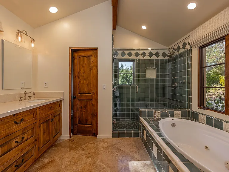 12969 Blue Heron Cir — Photo 41