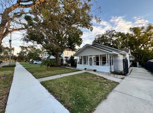 910 E Pine St, Orlando, FL 32801