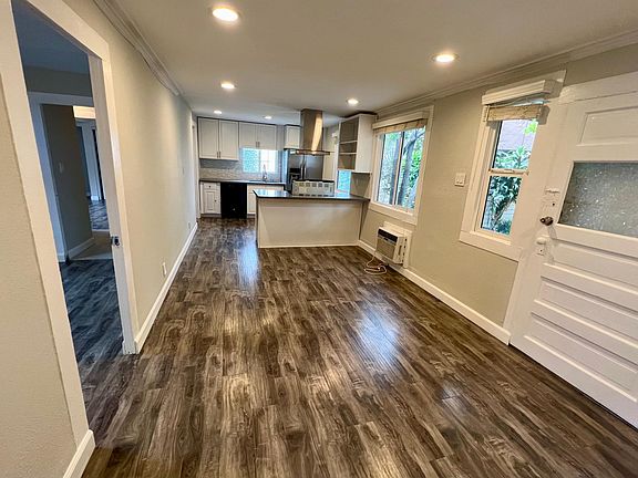 3rd image of 1348 N McCadden Pl
