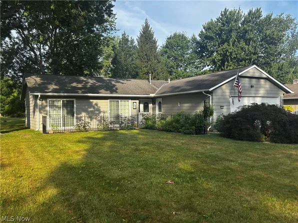 6236 Mills Creek Ln, North Ridgeville, OH 44039