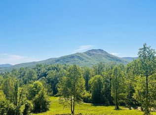 32 New Moon Ln, Sperryville, VA 22740