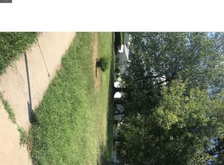 239 Sylvan Ave, Gloucester City, NJ 08030