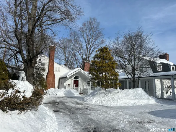 157 Main St, Farmington, CT 06032