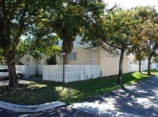 22149 SW 103rd Ave, Miami, FL 33190