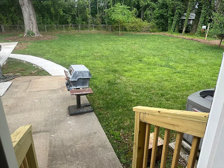 3030 Courtland Dr — Photo 28