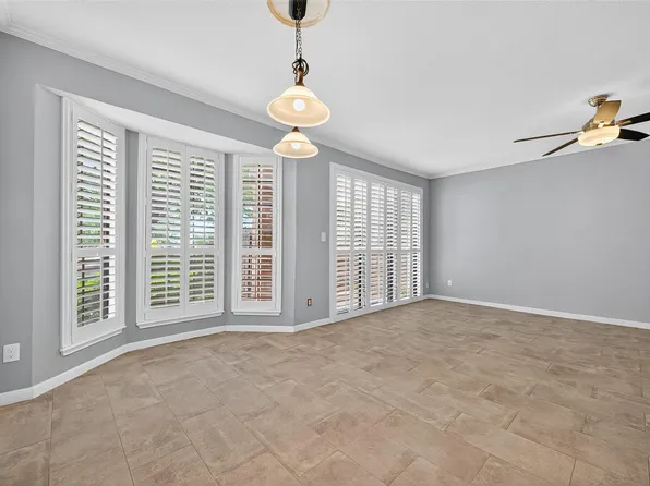 2400 N Braeswood Blvd APT 129, Houston, TX 77030