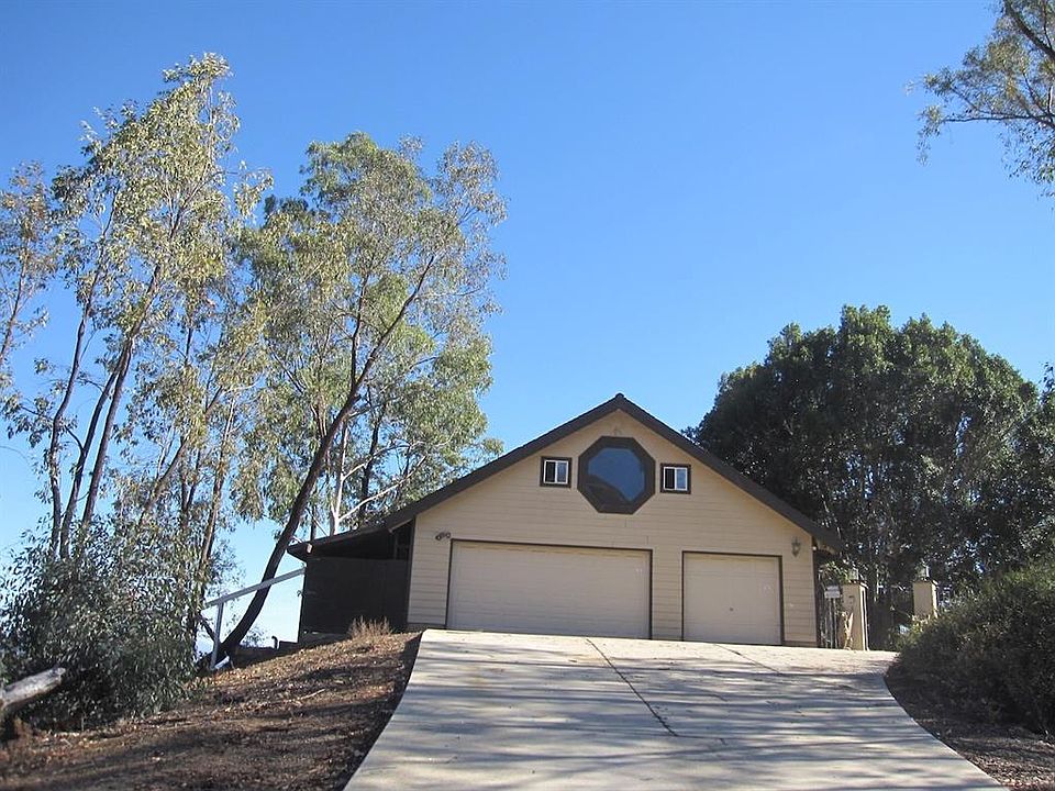 1st image of 21360 Crestwind Dr