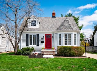 415 Glen Park Dr, Bay Village, OH