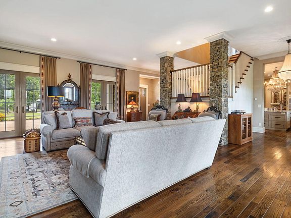 14th image of this home