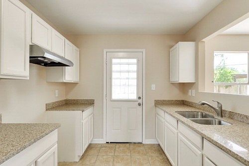 5th image of 2512 Keralum St