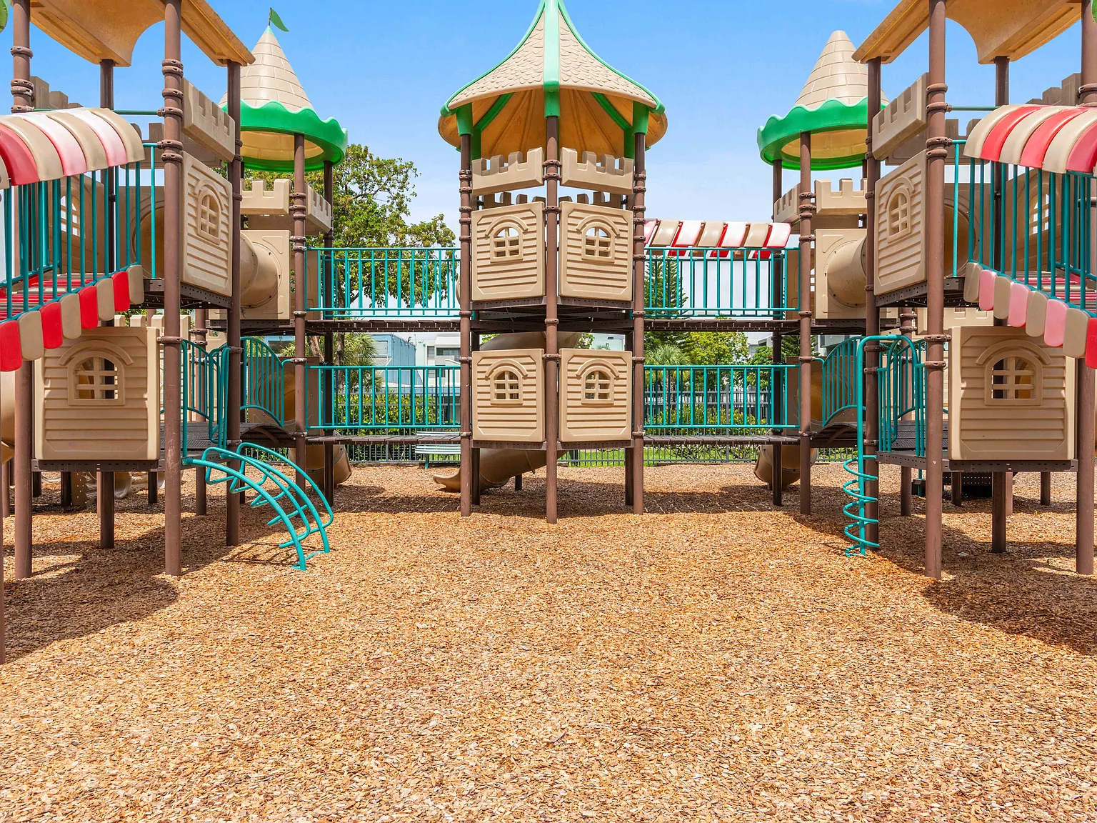 Windward Vista — Photo 1