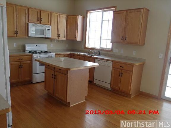 2nd image of 14016 Orchid Ave