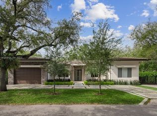 5300 SW 76th St, Miami, FL 33143