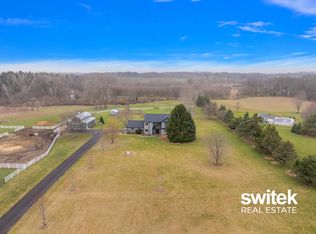 9750 Meadow Valley SE, Caledonia, MI 49316