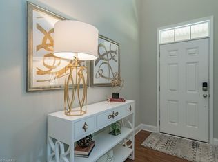 821 Heartpine Dr, Mebane, NC 27302