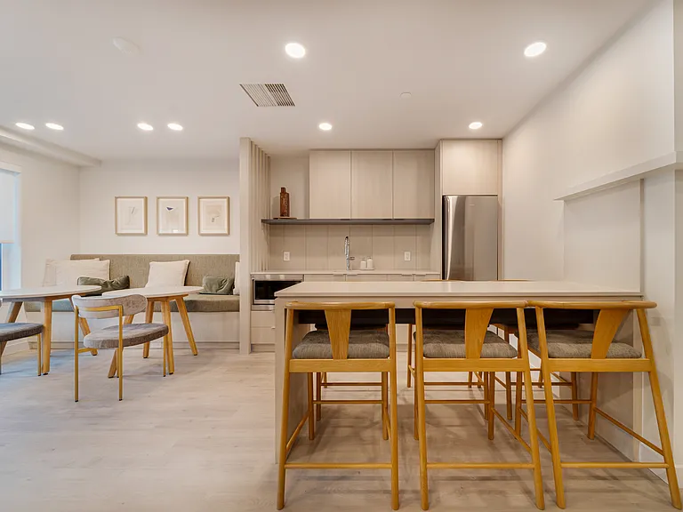 633 Gardena Dr — Photo 13