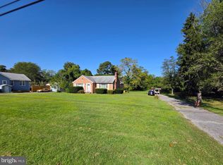 2726 Solomons Island Rd, Edgewater, MD 21037