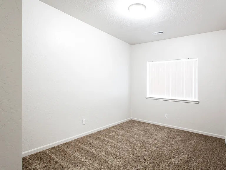 319 S Balfour Rd #319 — Photo 19