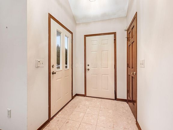 3rd image of 5935 Abbey Church Rd