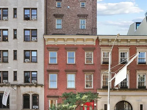 336 W 23rd St #1, New York, NY 10011