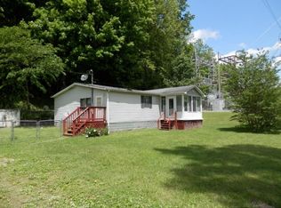 418 Left Poor Valley Rd, Pennington Gap, VA 24277