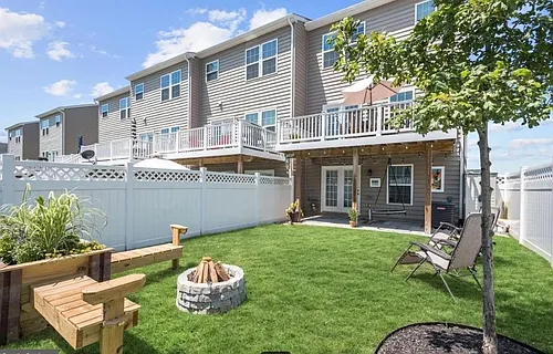 4833 Eugene Way #XX Photo 1