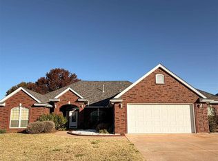 8009 NW Norwick Ave, Lawton, OK 73505