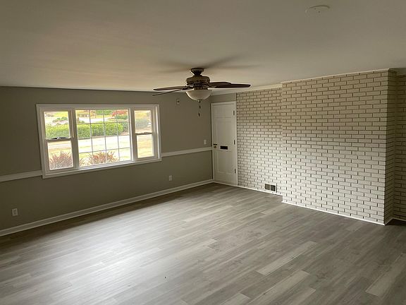 Extra Large Bonus Room