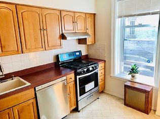 1166 Lincoln Pl #2, Brooklyn, NY 11213