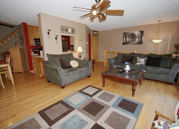 4th image of 14267 Empire Ct