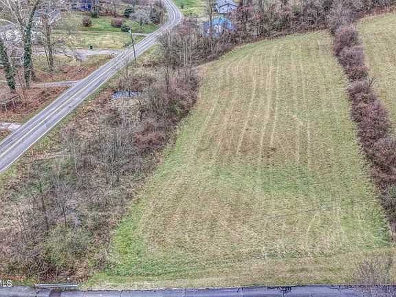 5th image of Wallace Pike
