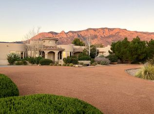 9721 Oakland Ave NE, Albuquerque, NM 87122