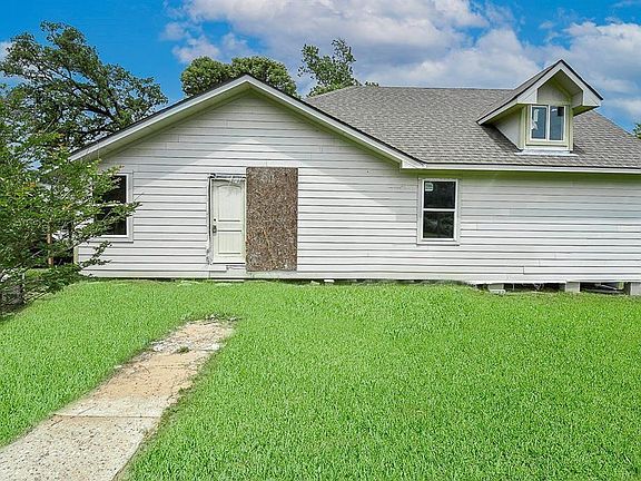 2nd image of 1023 Liberty Ave