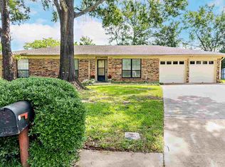 1290 Coronado Cir, Beaumont, TX 77706