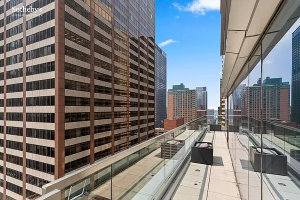 Rented by Sotheby's International Realty | media 15