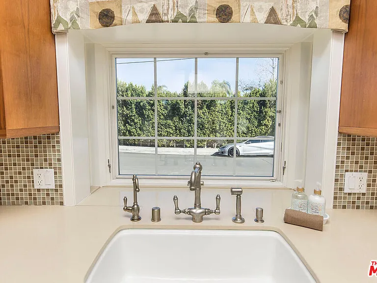 17108 Oak View Dr — Photo 13