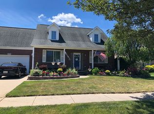 34306 Gillies Rd, Chesterfield, MI 48047