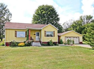 3588 Clark Mill Rd, Barberton, OH 44203