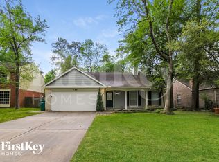 123 S Village Knoll Cir, Spring, TX 77381