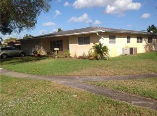 490 SW 54th Ave, Plantation, FL 33317