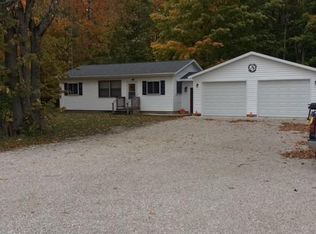 3676N Lang Rd, Gulliver, MI 49840