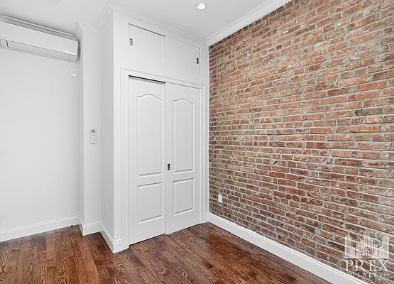 Rented by PREX Realty Corp | media 9