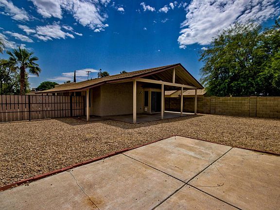 5th image of 1122 E Wahalla Ln