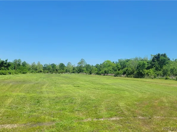 W 4th St, Eldon, MO 65026