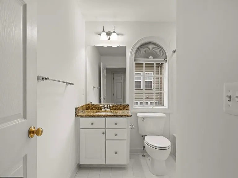 7980 Vigne Ct — Photo 22